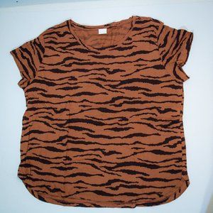 NWOT Tiger Print Tee